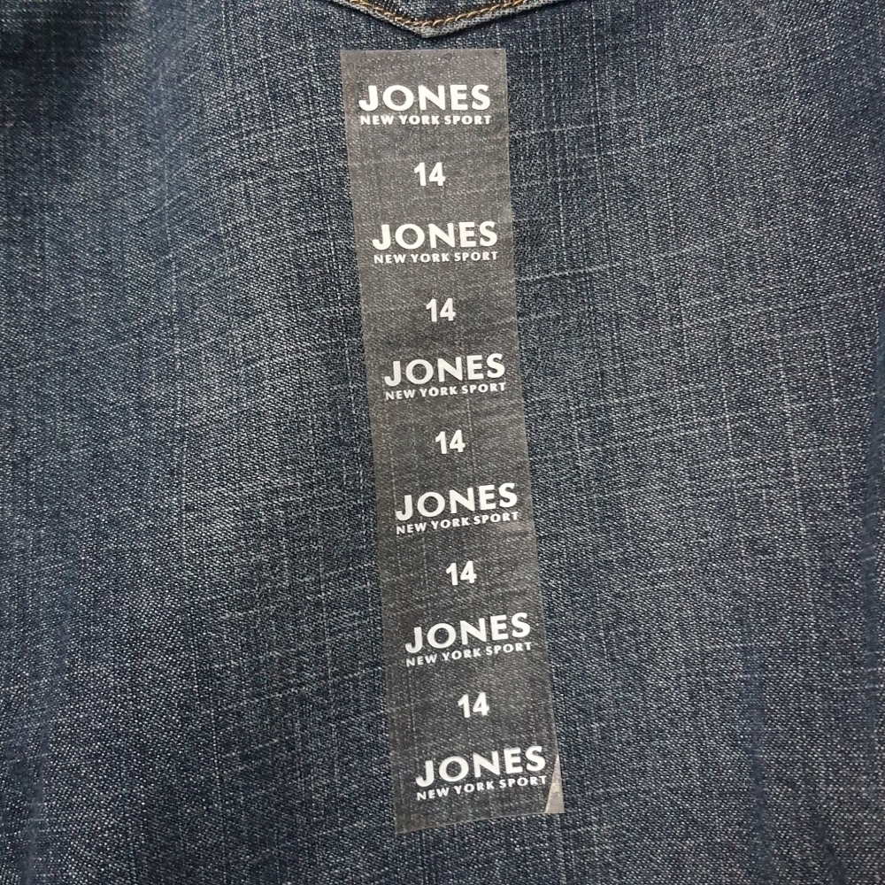 Jones New York Sport Premium Denim Flare Jeans Blue Black Wash Size 14 - Picture 14 of 14